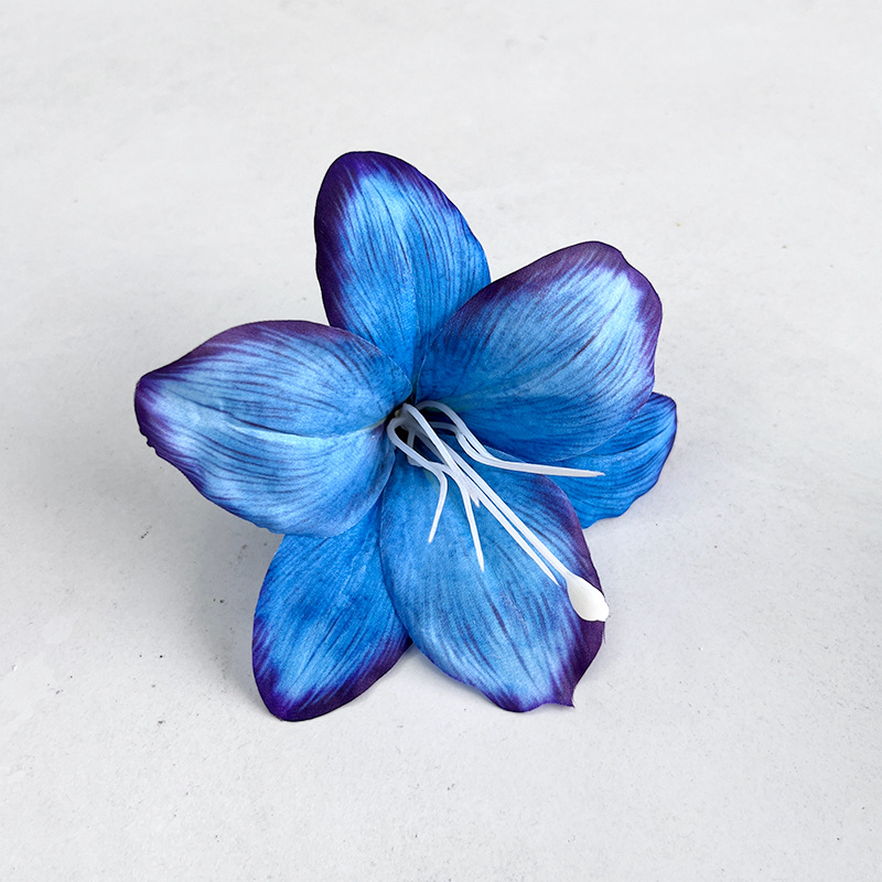 Simulación Hemerocallis lirio flor accesorios de bricolaje flores de seda accesorios de tiro con cabeza de flor flor de celebración de boda pieza hecha a mano de una sola cabeza