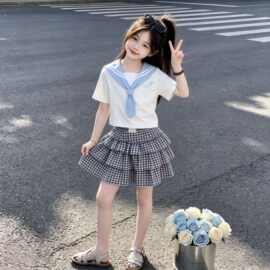 2026夏季学院风套装时髦拼色海军领短袖上衣甜美格纹蛋糕裙两件套