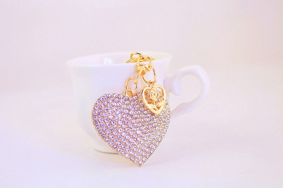 1 Piece Quantity Daily Occasion Zinc alloy Material Cute Heart Shape Rose Zinc Alloy Enamel Plating Rhinestones Unisex Keychain
