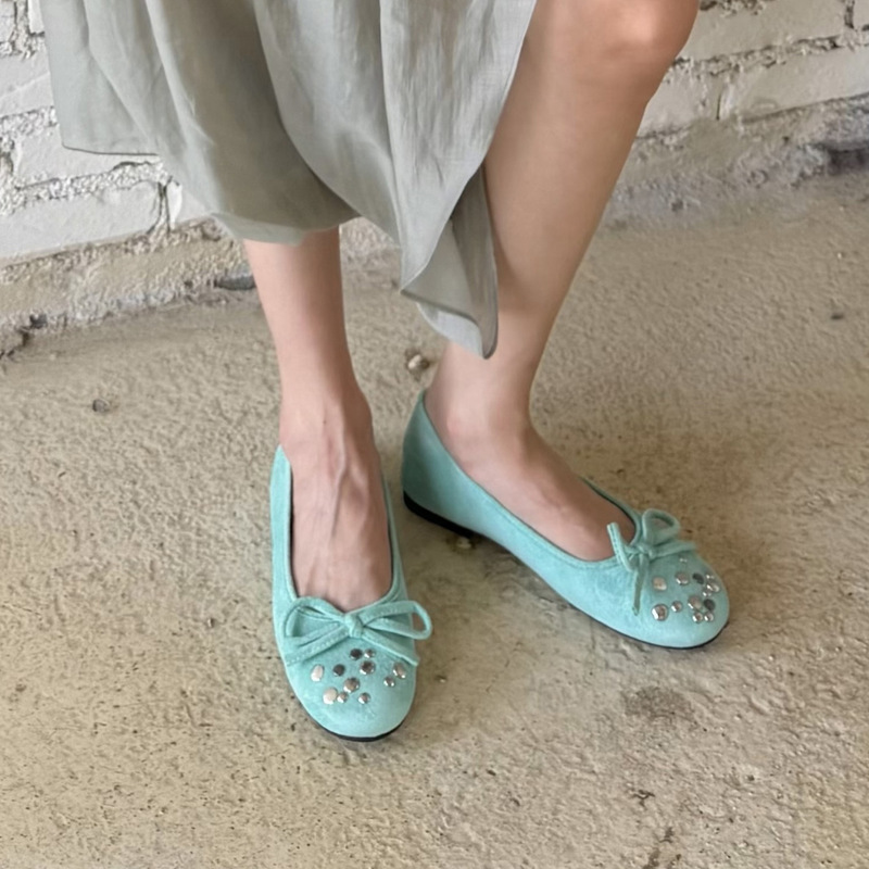 French-style vintage suede studded ballet flats for women, versatile with bow detail, round toe, shallow cut, flat sole, mint green women's shoes