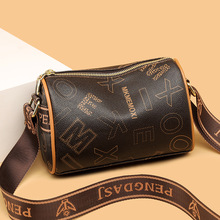 �羳���lС����Ů2025�¿����^���r�д������AͲ�����e�μ�б���