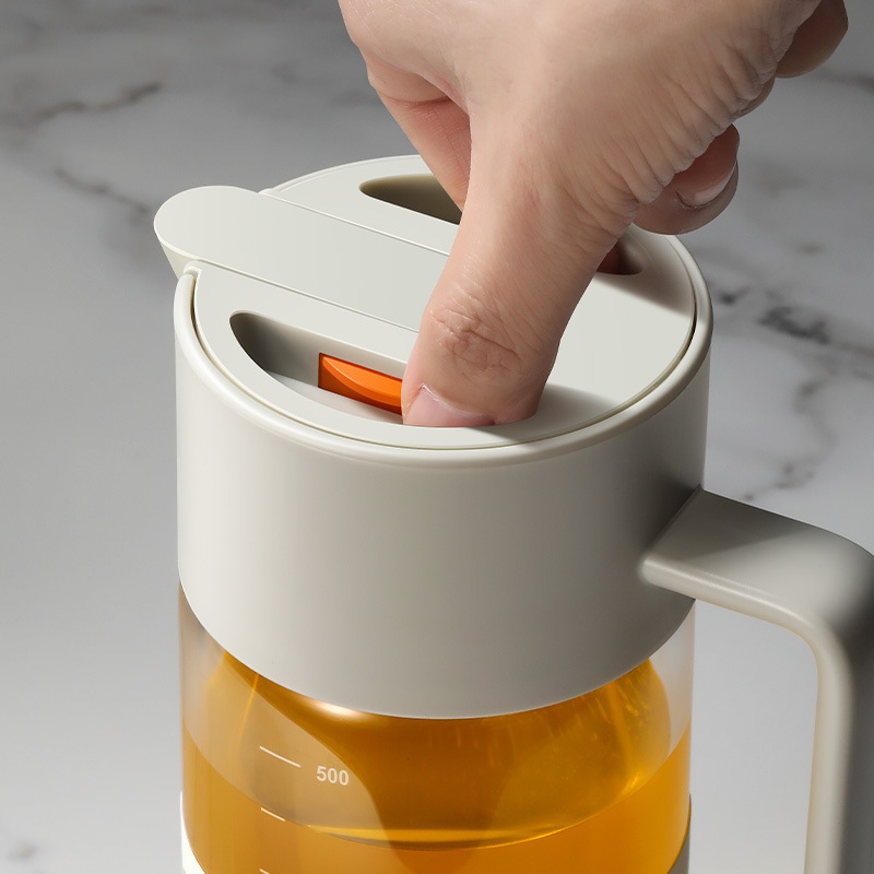 日本LISSAガラスオイルポット大容量防漏醤油酢高ホウ素シリコンプッシュ式自動開閉550ml|undefined