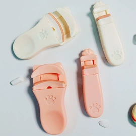 眉刀眉剪;睫毛夹;鼻毛修剪器