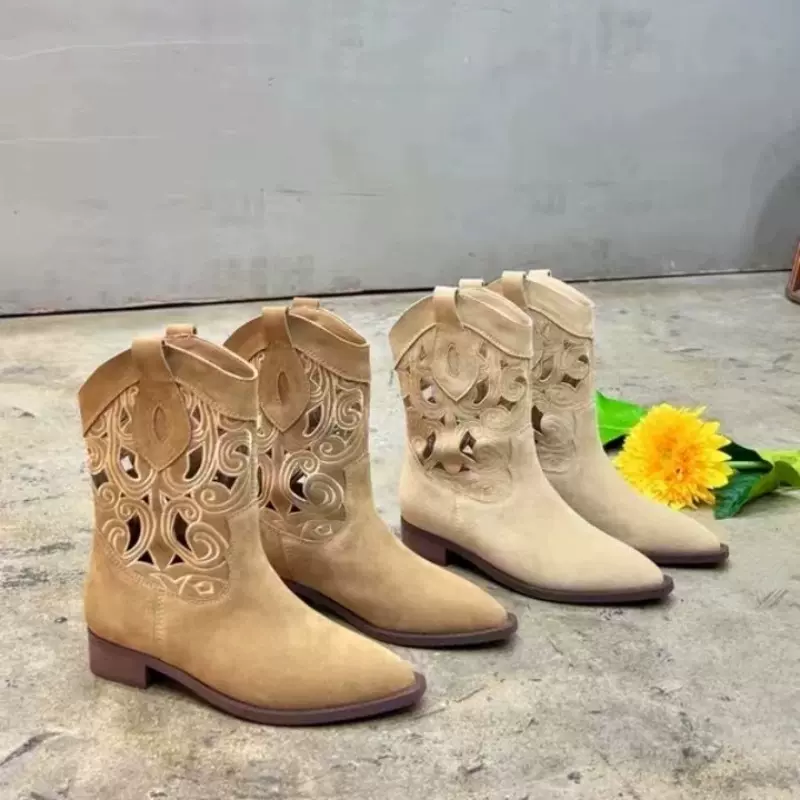 彼岸繁花新款西部牛仔靴刺绣镂空女粗跟V口骑士靴女民族风复古短