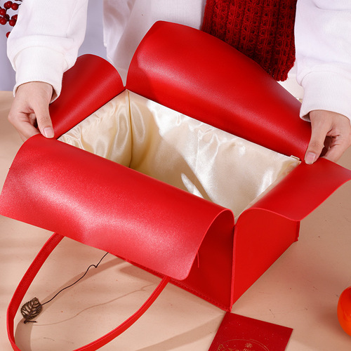 Luxury Gift Box Leather Handheld Gift Box Creative Gift Packaging Box Dry Fruits Wine Handheld Bag Tea Gift Box