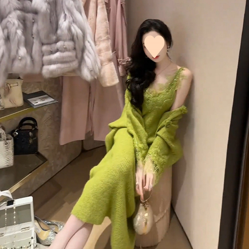 秋冬新款气质森系蕾丝吊带连衣裙针织开衫女装独特套装
