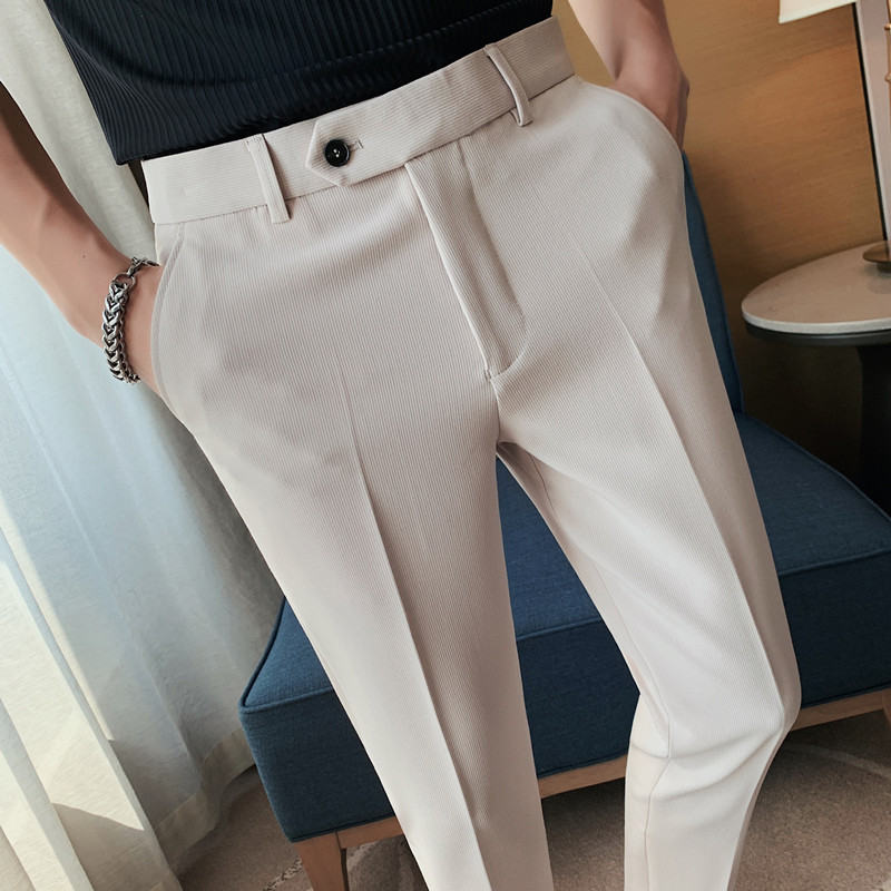 Venta al por mayor estilo coreano slim fit traje pantalones de verano fino grano recortado pantalones color sólido elegante traje casual de los hombres pantalones flacos