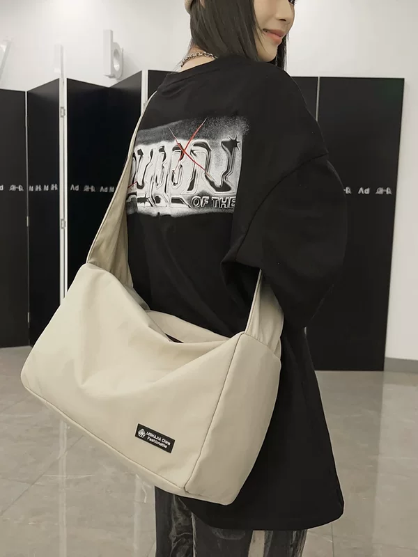 Capacious shoulder bag, one-shoulder bag, universal waterproof chest bag, storage system
