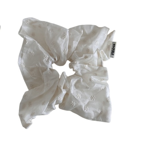 Pure Desire Milk White Embroidered Small Flower Hair Ties and Hair Rings French Elegant Square Circle Large Bow Quality Hair Accessories New Style