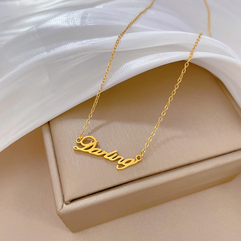 【 Corpo intero in acciaio al titanio 】 Minimalista inglese personalizzato. Collana in vero oro all'interno della fornace. Maglia interna femminile rossa_voghion.com