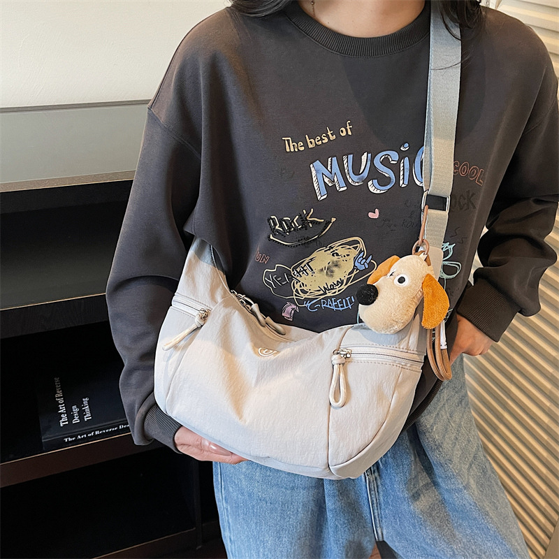 Oxford Fabric Dumpling Bag For Women 2026 New Trendy Sporty Casual Shoulder Bag Versatile Popular Crossbody Travel Crescent Bag - Thumbnail 4