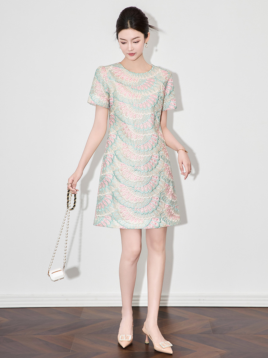 Váy maxi nữ thêu họa tiết lông vũ organza tay ngắn — mơ