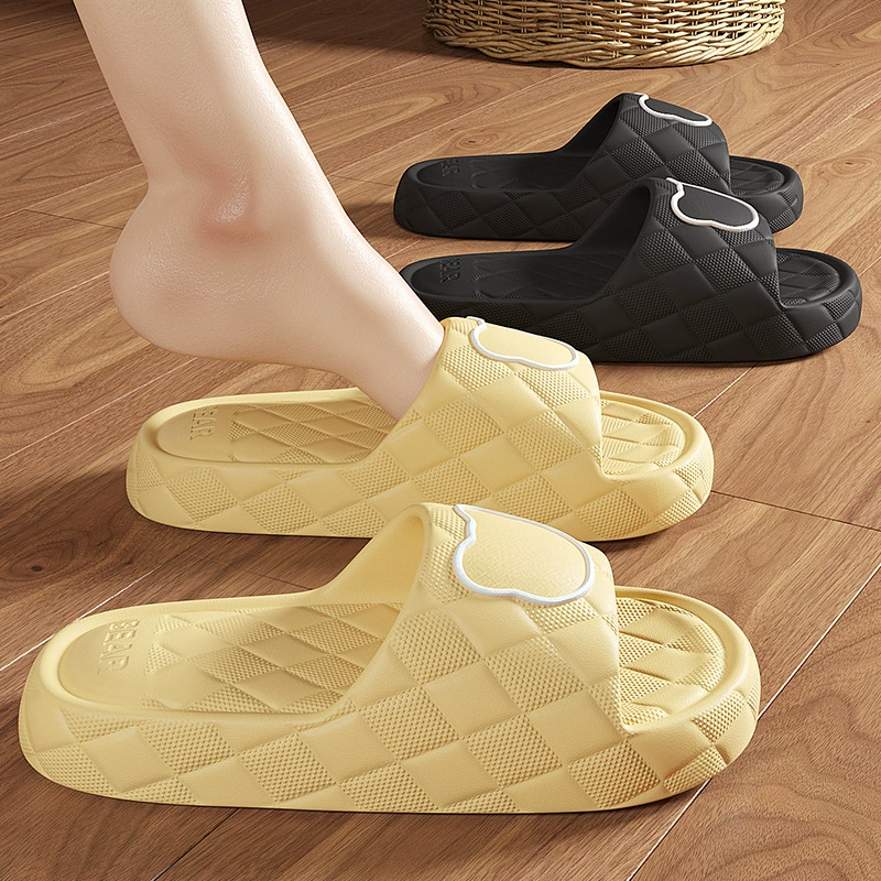 Женские летние сандалии 2025 года, новые домашние тапочки для ванной комнаты, парные, из ЭВА, на толстой подошве, оптом для мужчин