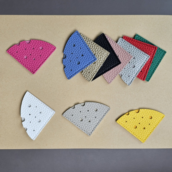 Trendy PU leather cheese hollow bookmark retro book protection…