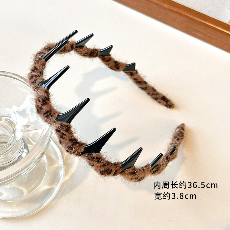韩版缠绕格纹波浪发箍女2025新款高颅顶压发头箍带齿防滑碎发发卡|undefined