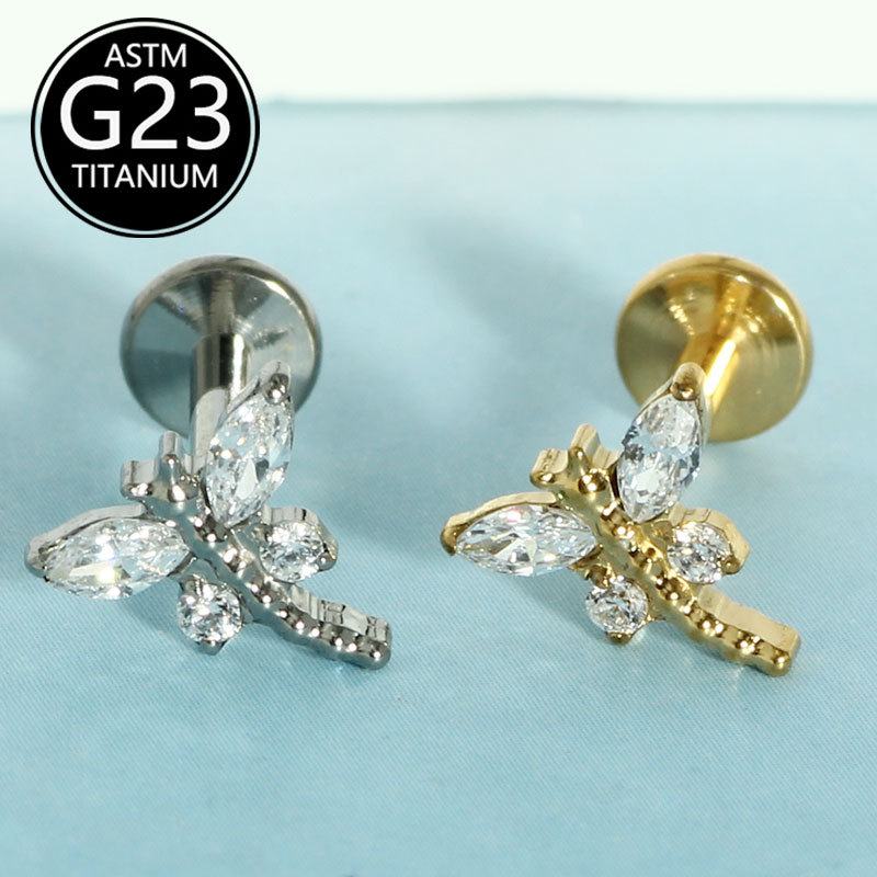 16G labret stud size and finish detail