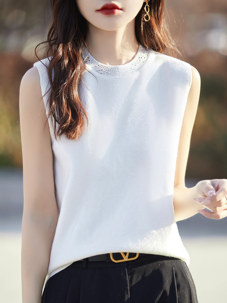 Elegant T-shirt