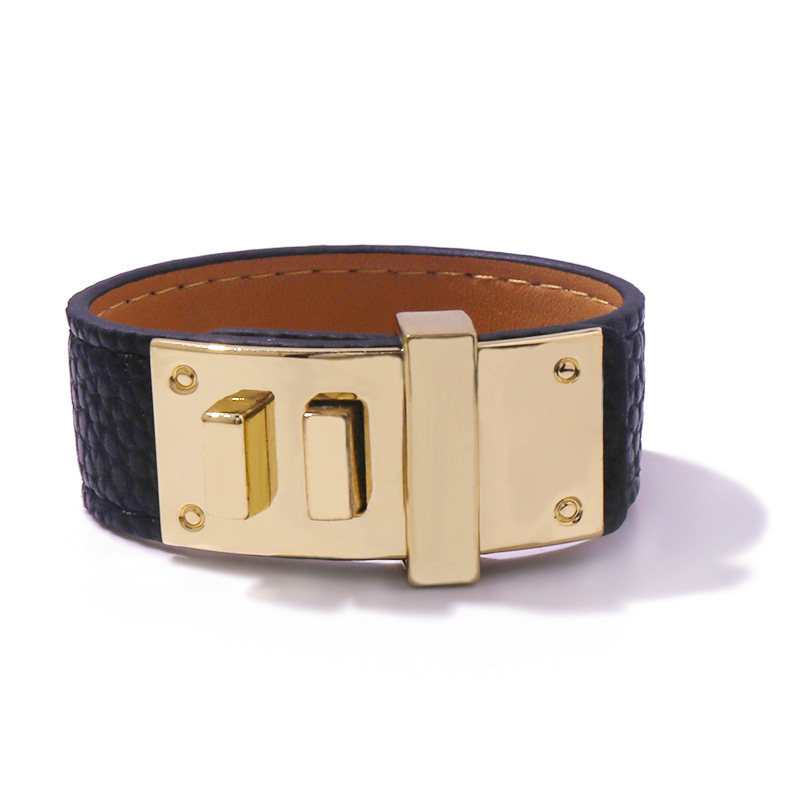 Designer Punk Överdrivet brett läder PU-läderarmband Dammodesmycken Tillbehör Bästa presenten till hennes bröllopsfestdekoration_voghion.com