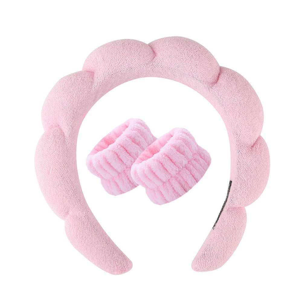 Повязка на голову с поросячьими хвостиками?