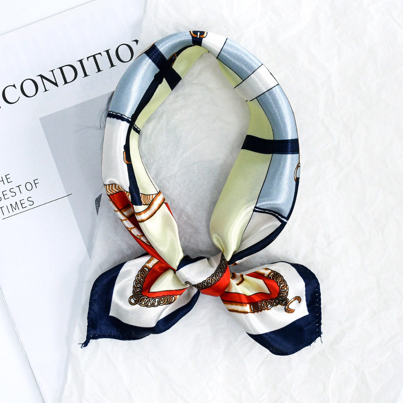 50 Satin Chain Pañuelo cuadrado estampado Color Sense de alta gama Moda de todo fósforo azafata profesional Servicio al cliente Bufanda de decoración Bufanda de seda