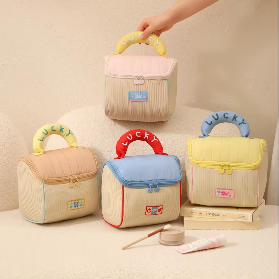 小房子化妆包大容量可爱卡通护肤品洗漱包宝宝周岁伴手礼喜铺礼品