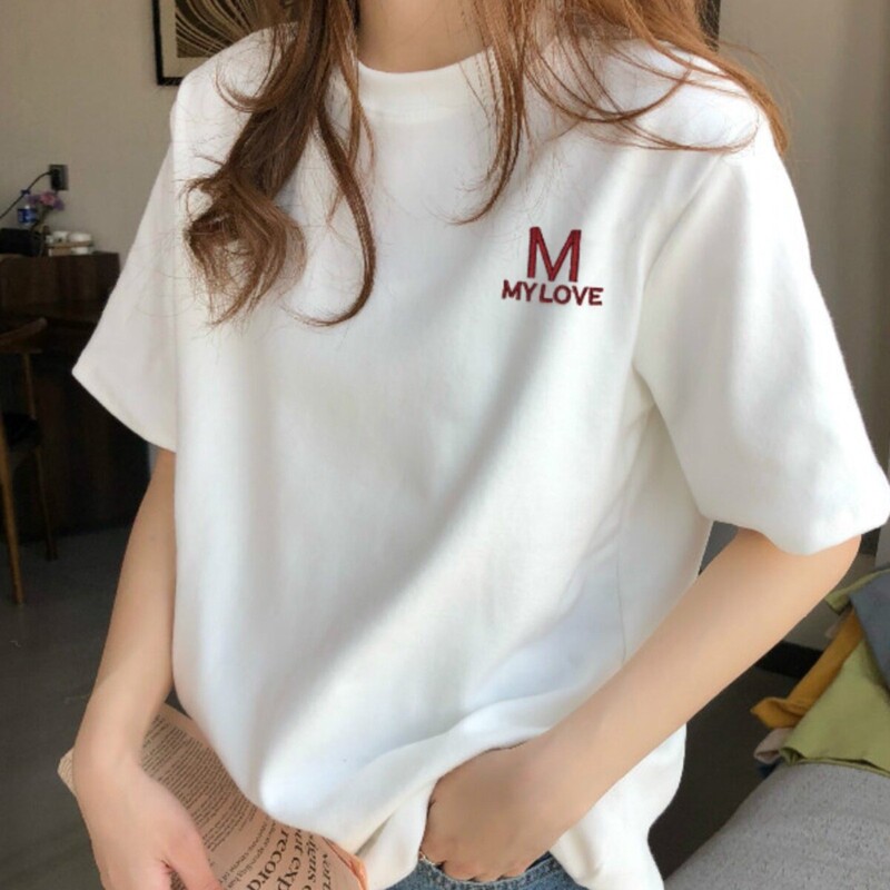 White Short-Sleeve T-Shirt for Women, Round Neck, Summer and Spring/Autumn, Loose Fit, Plus Size, Simple Top White Short-Sleeve T-Shirt for Women, Round Neck, Summer and Spring/Autumn, Loose Fit, Plus Size, Simple Top