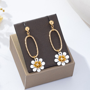 ���º��s�������K��� ���n�p����ˇ�L��ɫ����С���������Ů