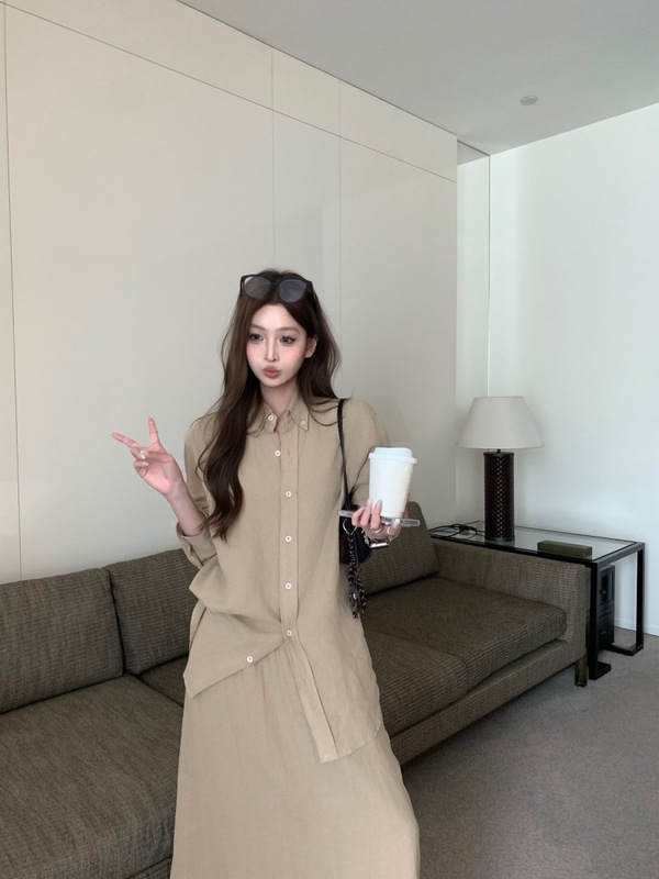 松驰慵懒感套装宽松polo领长袖衬衫女秋季高腰半身裙A字裙两件套|undefined