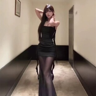 �����L��ɫ�Ըе����B��ȹŮ�ļ����������@��¶�������W���B��ȹ