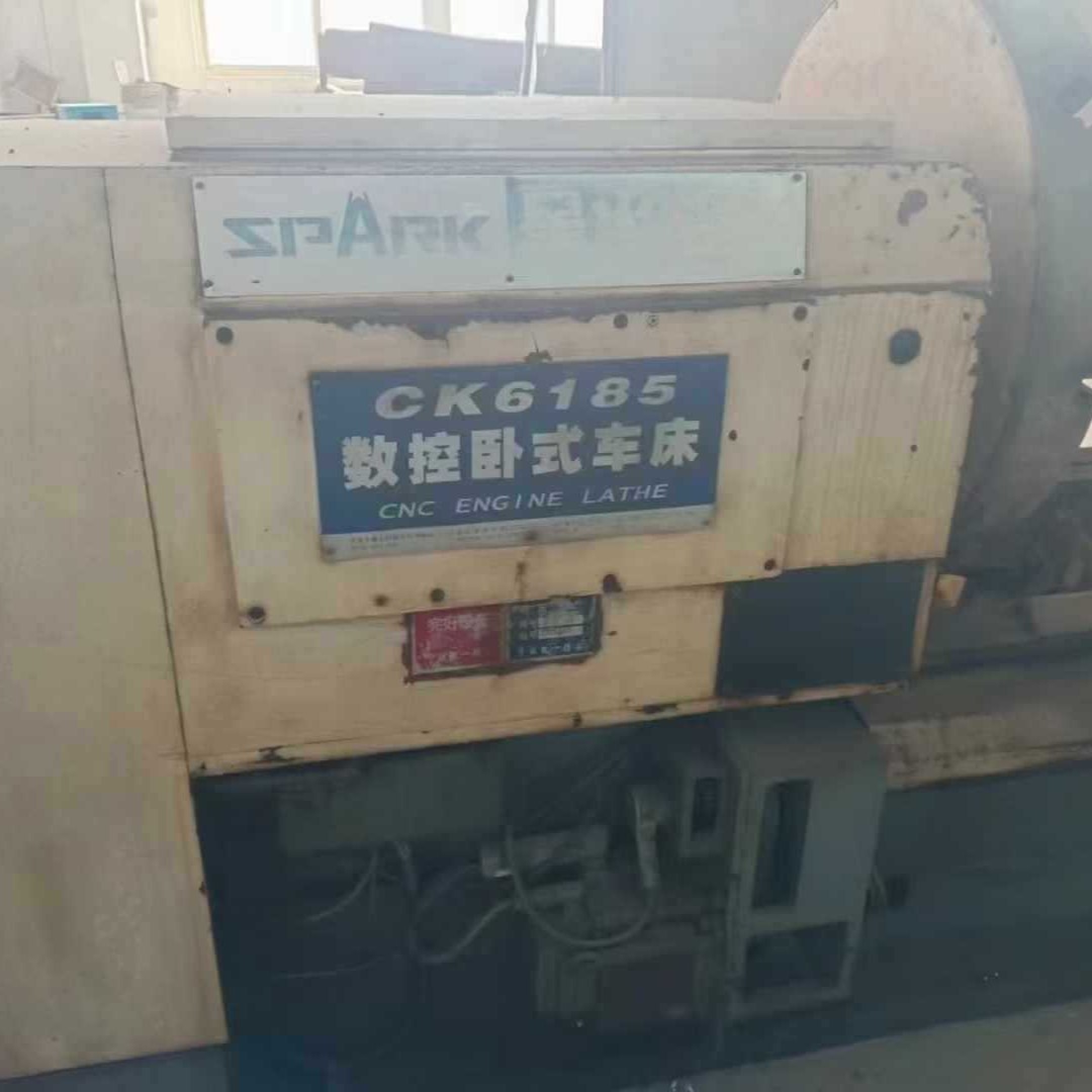 处理CK6185x4米数控卧式车床回转直径850主轴孔径:100