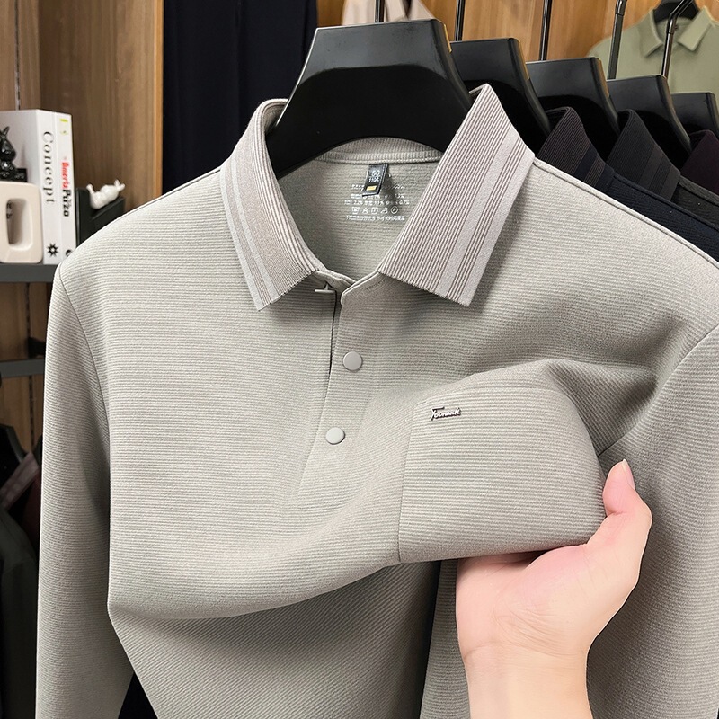 Seamless, silk-blend, wool blend long-sleeved T-shirt for men, suitable for autumn wear, with real pockets, a polo shirt style, designed for middle-aged and elderly men, perfect for spring and autumn Seamless, silk-blend, wool blend long-sleeved T-shirt for men, suitable for autumn wear, with real pockets, a polo shirt style, designed for middle-aged and elderly men, perfect for spring and autumn