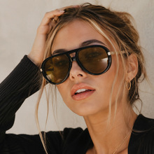 26�W�����Q�¿����R��߅�w�ІT̫����R�����p����Ůʿ�羳ī�R