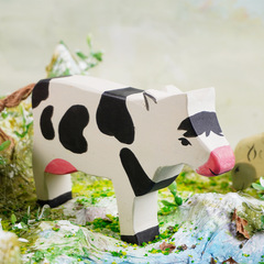 Children's wooden DIY creative living room small animal wooden decorative items TV stand office desk ornament