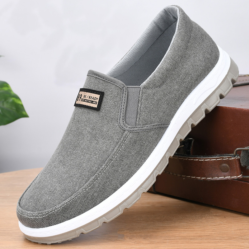 Old Beijing cloth shoes men's spring new breathable soft bottom middle-aged and elderly dad shoes slip-on comfortable work casual shoes