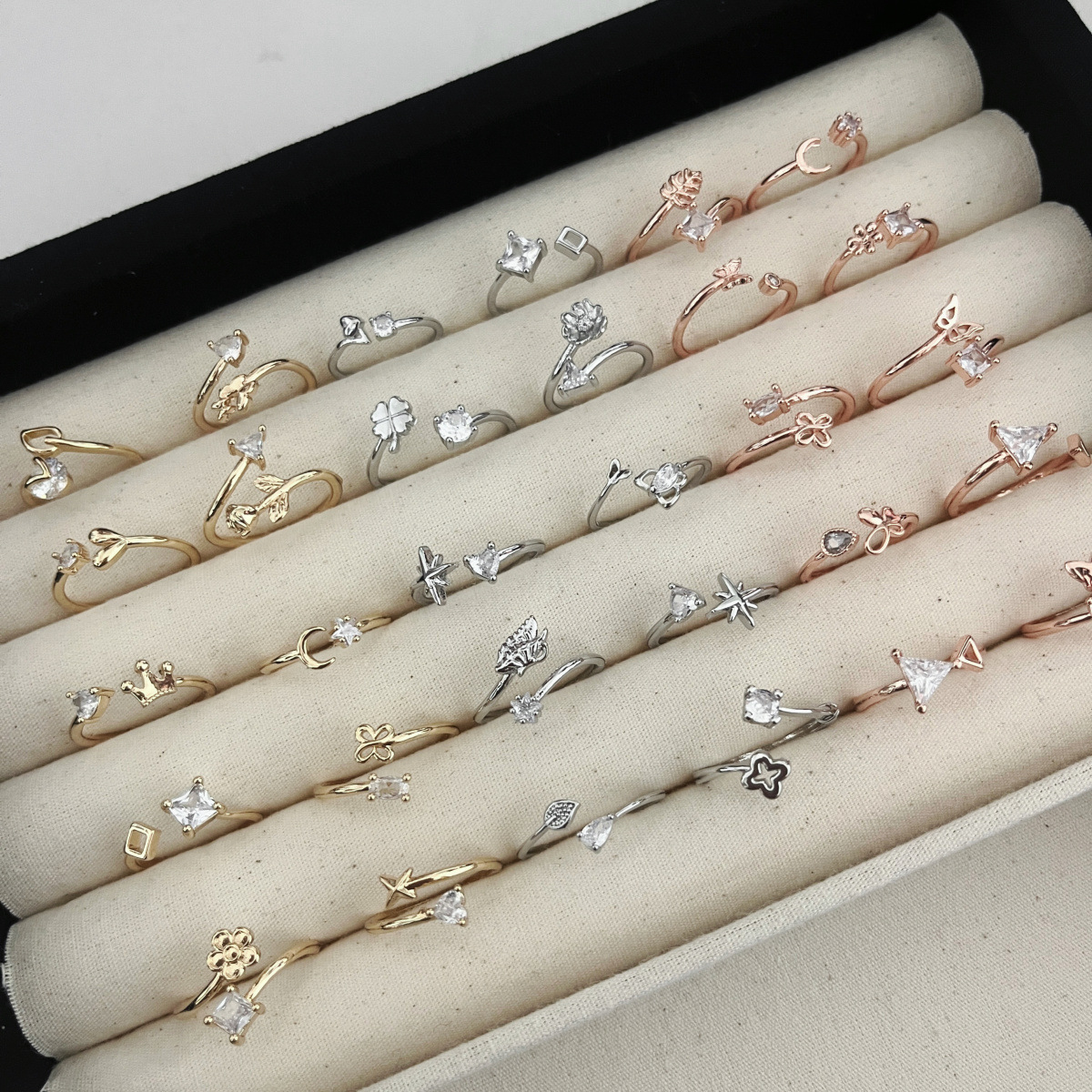 Simple butterfly flower lovely ring female niche design versatile high sense Fashion open ring bracelet wholesale