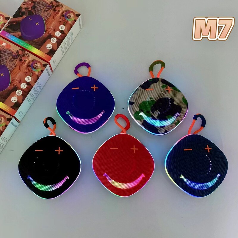 Cross-Border New Model Smiley Face Ambient Light Bluetooth Speaker Mini Bluetooth Speaker Outdoor Subwoofer Bluetooth Speaker