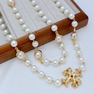 New French Retro Light Luxury Gentle Socialite Style Pearl English Letter Elegant Long Necklace Woolen Chain