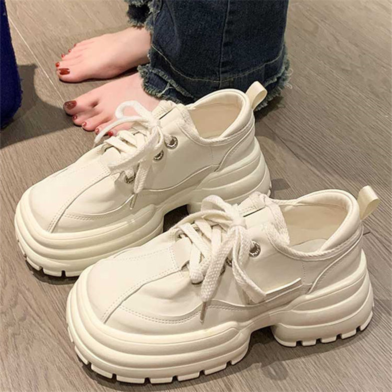 Zapatos de nicho de diseño de primavera y otoño 2024 muffin fondo de campus aumento de altura de fondo grueso casual cabeza grande zapatos de papá y mujer