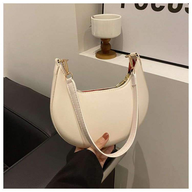 197g Weight Synthetic Leather Lining Material Sewing Thread Fashion Element Zipper Closure Type Single Shoulder Strap Strap Type Shoulder Bag Bags Type Daily Occasion Pu Leather Material Solid Color Pattern All Seasons Season Women's Gender Streetwear Style Square Shape Small Size Women's Small Pu Leather Solid Color Streetwear Sewing Thread Square Zipper Shoulder Bag 2