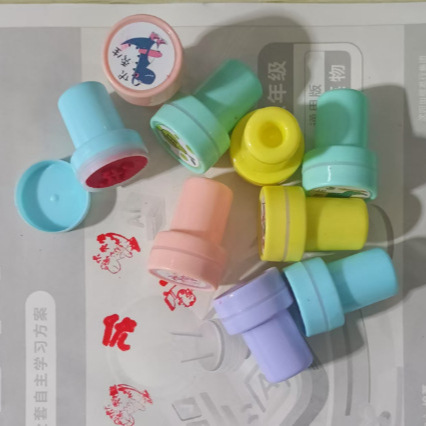 Children's Rewards, Praise, Encourage and Seal Toys, Kindergarten Children's Prizes, Gifts, Gizmos, Bones with Printing Oil