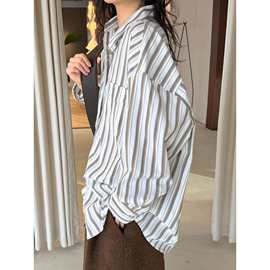 卢浮早春新款韩版时髦ins风清新条纹衬衫宽松廓形显瘦休闲上衣女