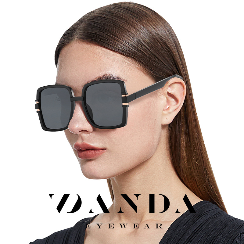 Gafas de sol polarizadas de las nuevas mujeres TR7553 moda gran marco conducción gafas de sol a prueba de sol