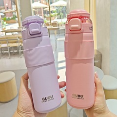 ファッションシンプルなカップル保温カップ大容量スポーツ真空カップ屋外騎行ストロー直飲両用カップ