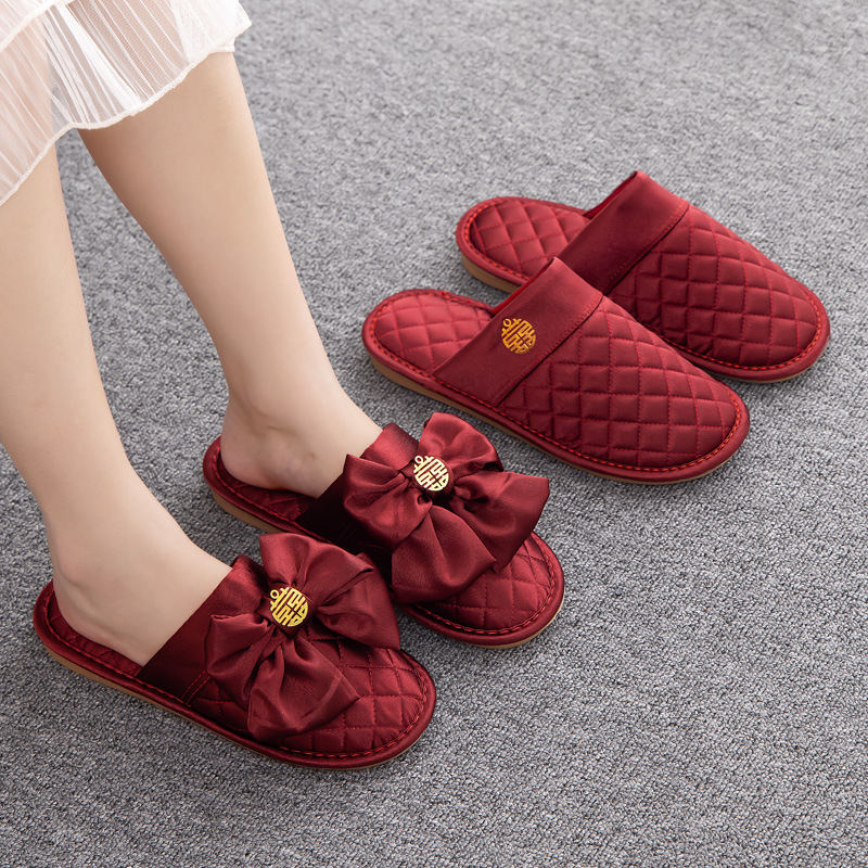 Cotton slippers winter wedding wedding slippers big red festive men's and women's bride and groom Four Seasons manufacturers a generation of hair Cotton slippers winter wedding wedding slippers big red festive men's and women's bride and groom Four Seasons manufacturers a generation of hair
