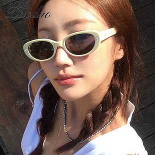 ������ͬ��E�A�����̫��R�r�ж�Ͱ�؈��ī�RŮ������������R