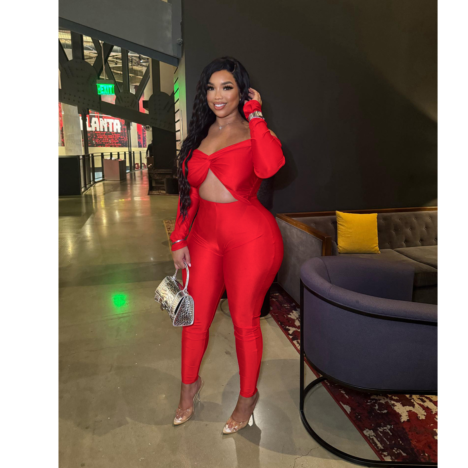 6755 红色模特图 13.jpg