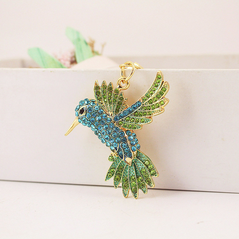 Creative Diamond-Encrusted Small Gifts, Cute Colorfulful Flying Peace Dove Keychains, Bird Keychains, Women's Bag Accessories