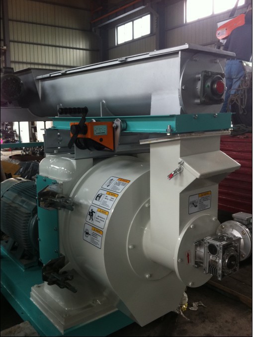 锯末糠制粒机，环模颗粒机，环模造粒机，压力机械