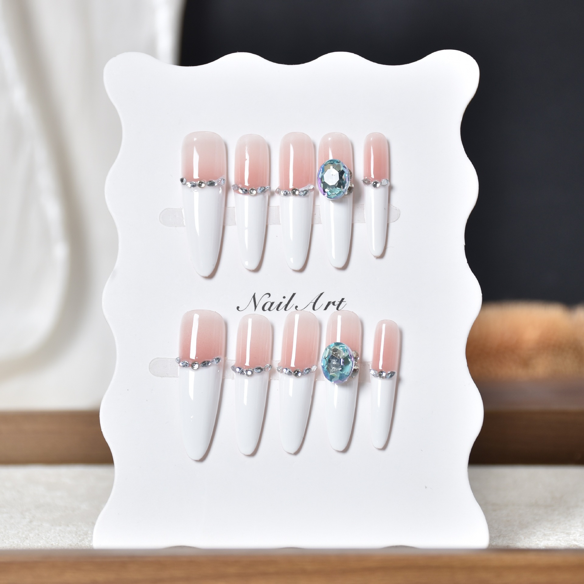 Manual puro puro quiere usar uñas finas perros de diamante azul largo productos de manicure desmontables fabricantes al por mayor