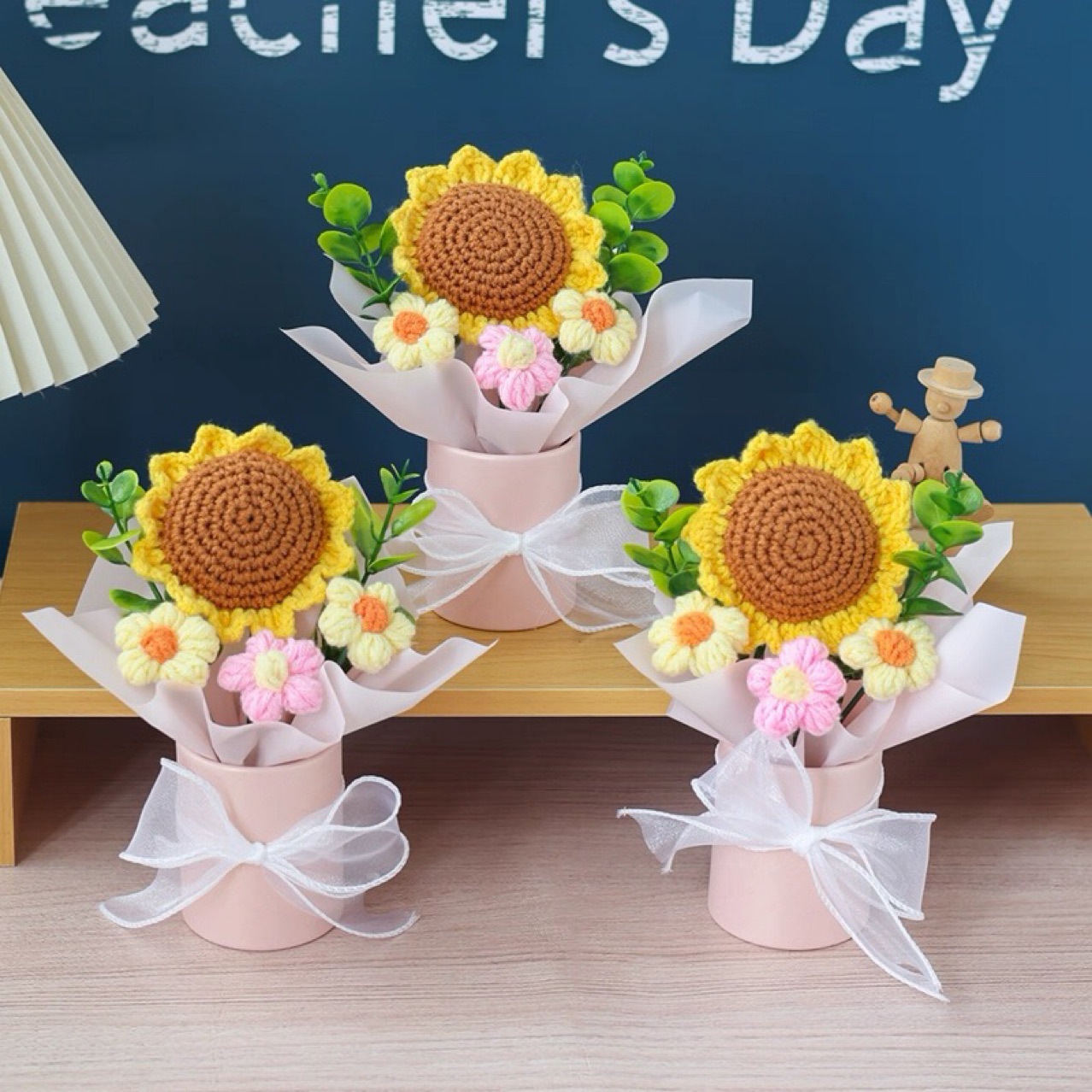 Gasoles trenzados de lana, productos acabados, lindos regalos de flores simuladas para el día del maestro, maestros trenzados ramo